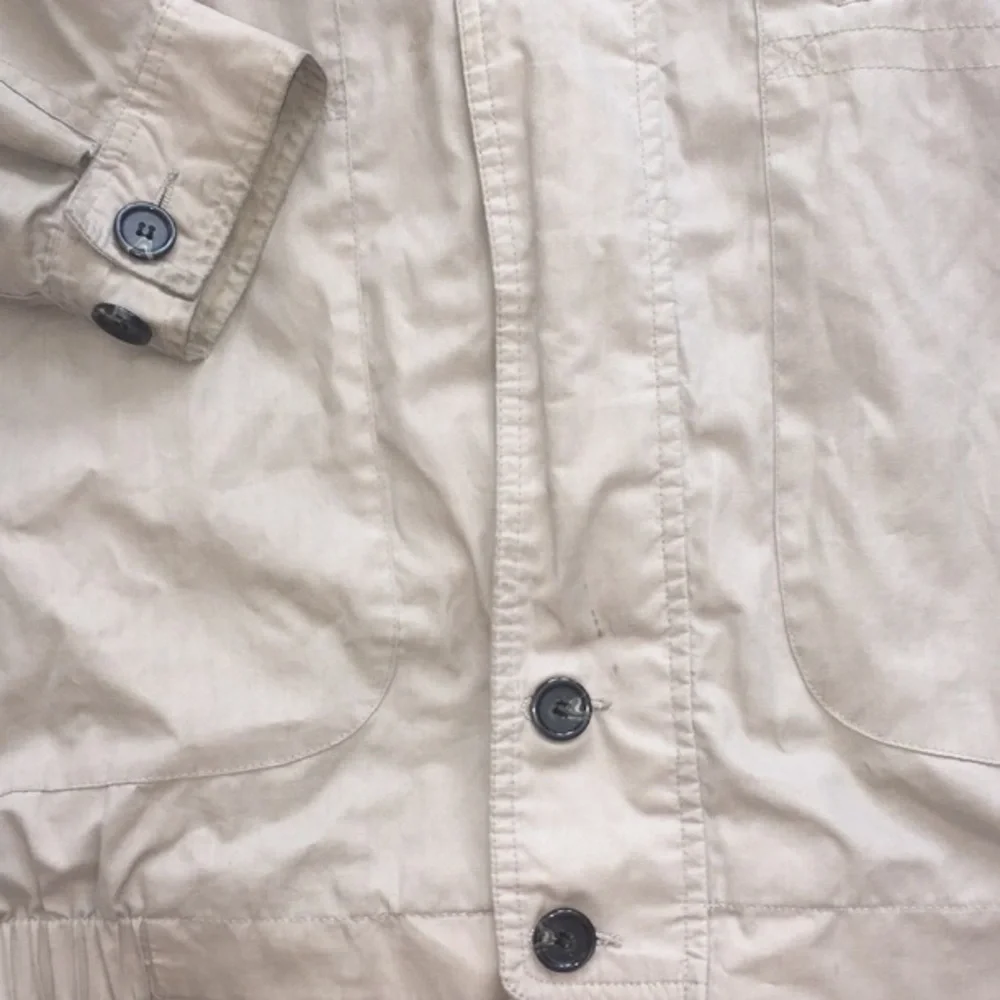 ST. JOHN’S BAY light weight khaki color spring jacket size Large
